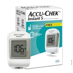 Accu-Chek Instant S Blood Glucose Monitoring Kit with 10 Pcs Vial Strips &a; Lancets-39