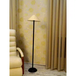 Tucasa Black Metal Floor Lamp with Off White Pyramid Shade, LG-924-87