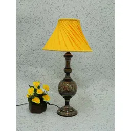 Tucasa Classic Brass Yellow Pleated Shade Table Lamp, LG-968-image-19