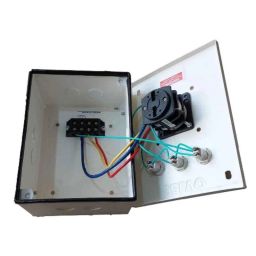 Selvo 32A Single Pole Neutral Phase Selector Enclosure with 1 Pole 3 Ways Duly Wired Cam Operated Fitted Rotary Switch, GSELSPN321P3W image 3