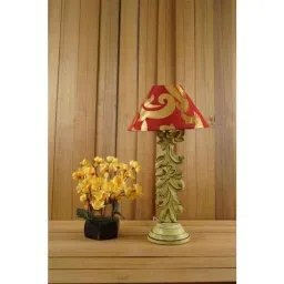 Tucasa Mango Wood Crushed Yellow Carving Table Lamp with 10 inch Polycotton Red Gold Pyramid Shade, WL-69-image-8