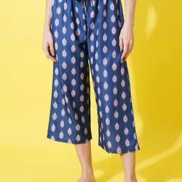 FFLIRTYGO Women Printed Mid-Rise Capri Lounge Pant-image-8