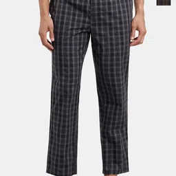 DIGITAL SHOPEE Men Pack Of 2 Checked Cotton Mid-Rise Lounge Pants-image-77