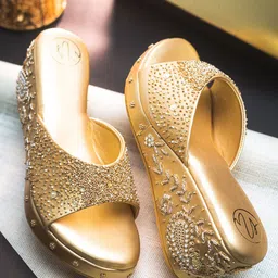 NR By Nidhi Rathi Open Toe Embellished Ethnic Wedges-46