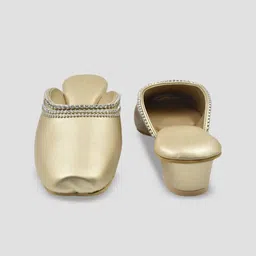 SHRIVAS BY ARCHITA MEHTA Embellished Block Heels Mules image 2