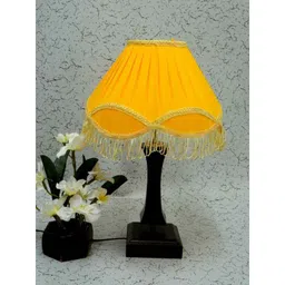 Tucasa Flamingo Wooden Table Lamp with Yellow Lace Shade, LG-1099-image-73