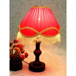 Tucasa Fabulous Wooden Table Lamp with Red Lacy Shade, LG-1038-image-32