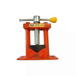 B K Jagan &a; Co 1/2-1 1/2 inch Square Piller Type Pipe Vice-picture-3