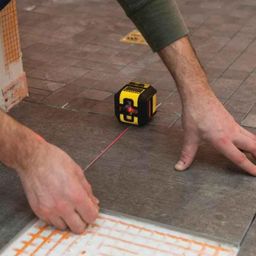 Stanley Cubix Red Beam Multi Cross Line Laser Level, STHT77502 image 3