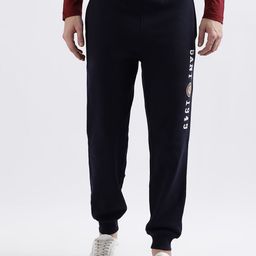 GANT Men Typography Printed Relaxed Fit Mid-Rise Joggers-image-61