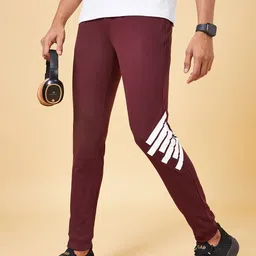 Ajile by Pantaloons Men Burgundy Solid Slim-Fit Joggers-image-15