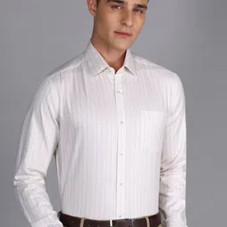 arrow Men Slim Fit Striped Cut Away Collar Formal Shirt-picture-7