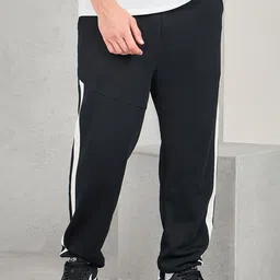 Styli Men Side Twill Tape Oversized Joggers-image-90