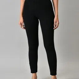 W Women Black Solid Legging-image-55