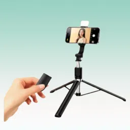 BITWEAVE R1S-L Extendable Selfie Stick with LED Fill Light & Foldable Tripod – 1.7M Carbon Fiber Bluetooth Selfie Stick-image-14
