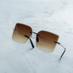 the magnifique Gradient, UV Protection, Mirrored Retro Square, Rectangular, Over-sized Sunglasses (Free Size) image 2
