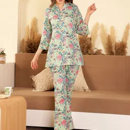 SANSKRUTIHOMES Women Printed Pyjamas and Kurti Night suit-image-69