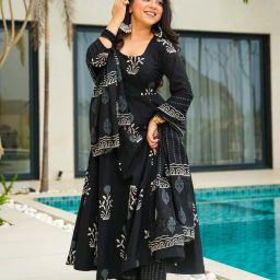 Women Cotton Rayon Kurta Palazzo Dupatta Set-image-26