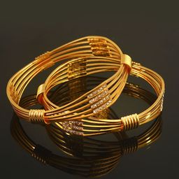 Jewar Mandi Set of 2 Gold-Plated American Diamond Studded Bangle-image-92