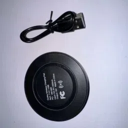 QWCP QUAKE WIRELESS CHARGING PAD WITH CABLE Charging Pad-10