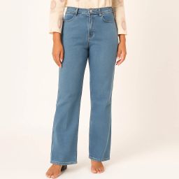 Women Straight Fit Mid Rise Light Blue Jeans-image-37