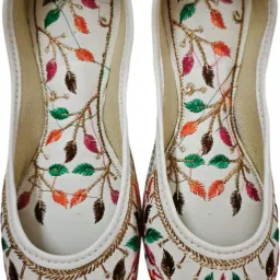 Stylish And Party Wear Look Mojari For Women And Girls Bellies For Women-image-96