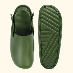 yoho Men Solid Clogs image 3