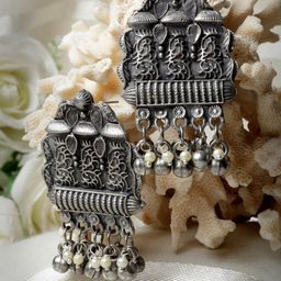 Moedbuille Silver-Plated Beaded Classic Drop Earrings-5