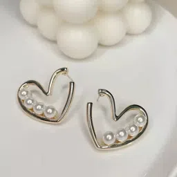 Pinapes Gold-Plated Heart Shaped Beaded Studs Earrings-24