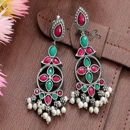 UNIVERSITY TRENDZ Silver-Plated Stone-Studded Classic Drop Earrings-image-7