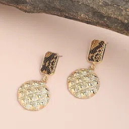 SOHI Gold-Plated Geometric Shaped Drop Earrings-12