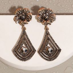 SOHI Gold-Plated Contemporary Drop Earrings-27