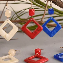 BuckleUp Set Of 3 Contemporary Drop Earrings-15