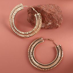 SOHI Gold-Plated Contemporary Hoop Earrings-29