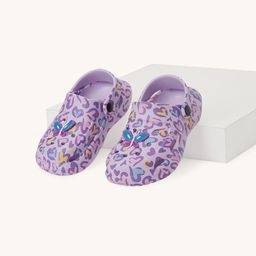 Pantaloons Junior Girls Self Design Clogs-26