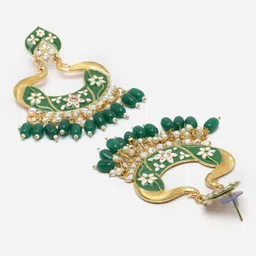 Aazeen Gold-Plated Peacock Shaped Kundan & Pearls Chandbalis Earrings image 2