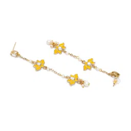 KARATCART Yellow Classic Studs Earrings image 3