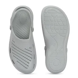 HRX by Hrithik Roshan Men Grey Self Design Croslite Clogs image 4