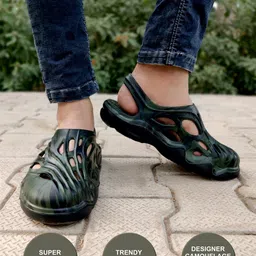 Action Men Camouflage Printed Rubber Clogs image 5