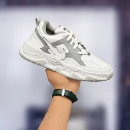 hida Training & Gym Shoes For Men-picture-0