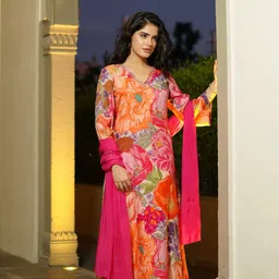 tasrika Women Viscose Rayon Kurta Pant Dupatta Set-picture-2