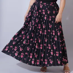 Women Printed Flared Black Skirt-image-1
