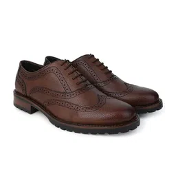 Alberto Torresi Men Textured Lace-Up Brogues-image-68
