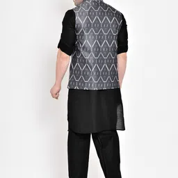 Hangup Men Grey Kurta with Pyjamas & With Nehru Jacket image 4