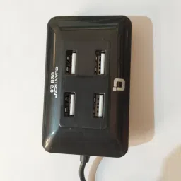 Quantron QHU -220, QUANTRON QHU -220 MASTER USB 2.0 4 PORT HUB BLACK. USB Hub-image-1
