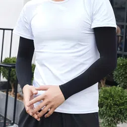 SportSun Sleeves: Unparalleled UV Shield for Your Energetic Routine Riding Gloves-image-74