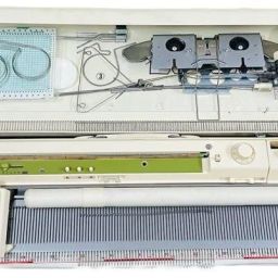 Brother Japanese Cardomatic Knitting Machine (45*10*6 INCH) Manual Sewing Machine-image-28