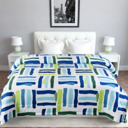 Geometric Double Comforter for AC Room-image-4