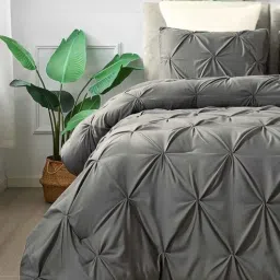 the white moss Marquis Pleat Pinch luxurious Winter King Comforter with 2 Pillow Cover-picture-36