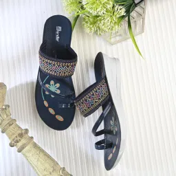 Women Slippers-image-8
